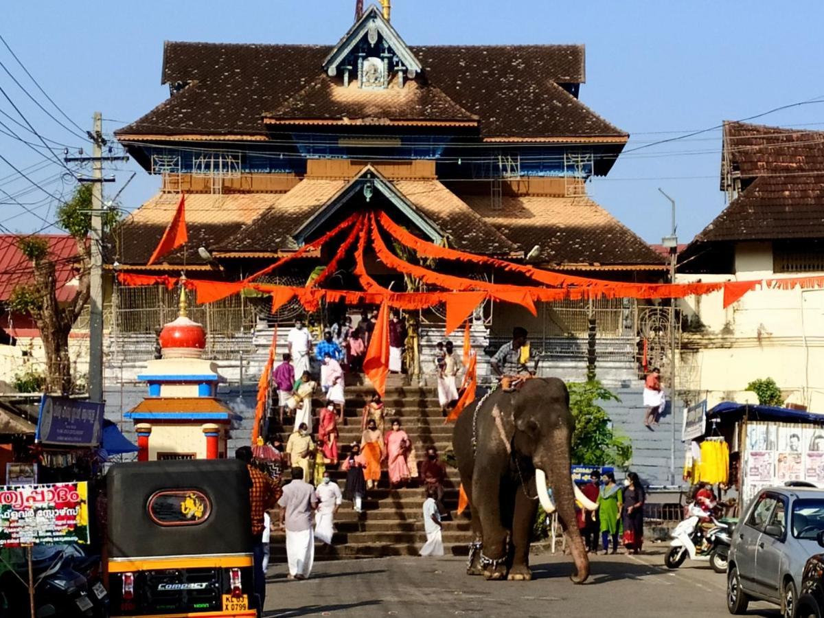 Swasthi Griha Villa Aranmula Екстериор снимка
